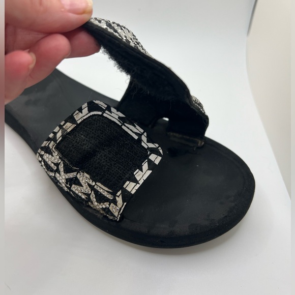 Michael Kors MK Slide Black and White Velcro - Picture 5 of 7